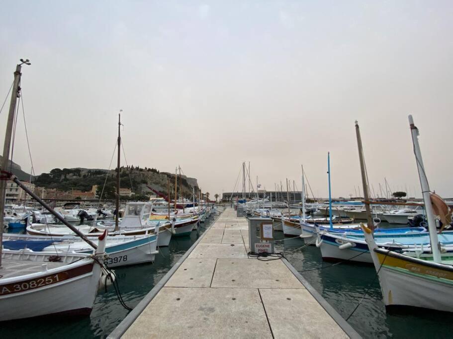 Charmant Studio Au Coeur De Cassis Exteriör bild